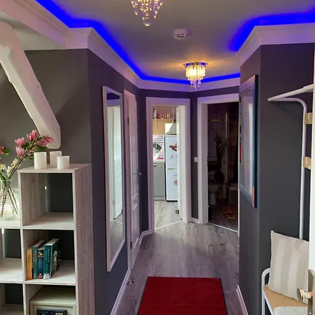 Apartment Best-preis Mit Netflix, Self-check-in, Ebike Ladestation Im Fahrradraum, Wlan - Direkt Am Elberadweg Im Herzen Von