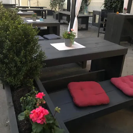 Appartement Best-preis Mit Netflix, Self-check-in, Ebike Ladestation Im Fahrradraum, Wlan - Direkt Am Elberadweg Im Herzen Von Wittenberge