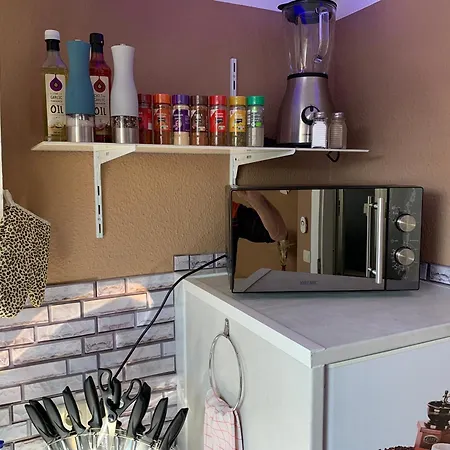 Best-preis Mit Netflix, Self-check-in, Ebike Ladestation Im Fahrradraum, Wlan - Direkt Am Elberadweg Im Herzen Von Apartment *