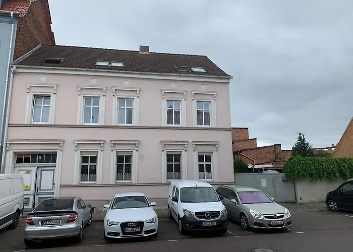 Apartamento Best-preis Mit Netflix, Self-check-in, Ebike Ladestation Im Fahrradraum, Wlan - Direkt Am Elberadweg Im Herzen Von Wittenberge