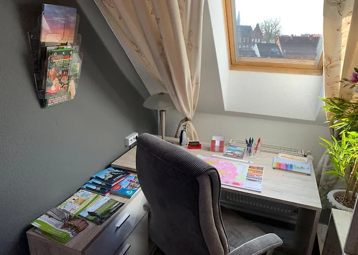 Best-preis Mit Netflix, Self-check-in, Ebike Ladestation Im Fahrradraum, Wlan - Direkt Am Elberadweg Im Herzen Von *