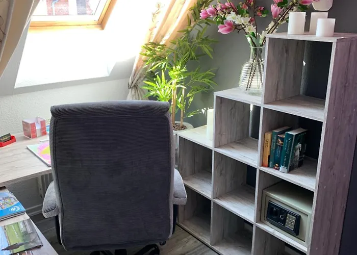 Best-preis Mit Netflix, Self-check-in, Ebike Ladestation Im Fahrradraum, Wlan - Direkt Am Elberadweg Im Herzen Von Wittenberge